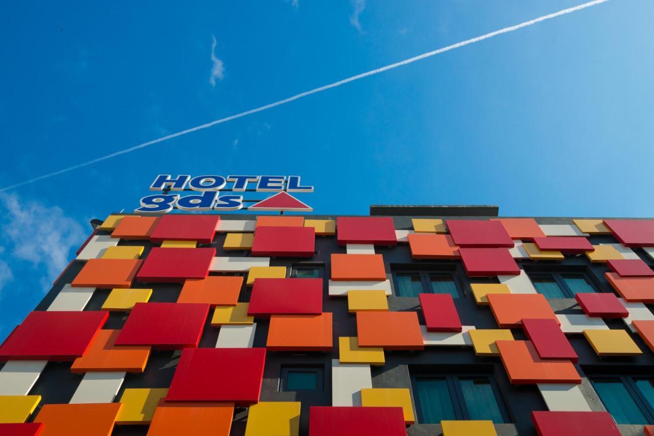 Gds Hotel Sentral Куала Лумпур Екстериор снимка